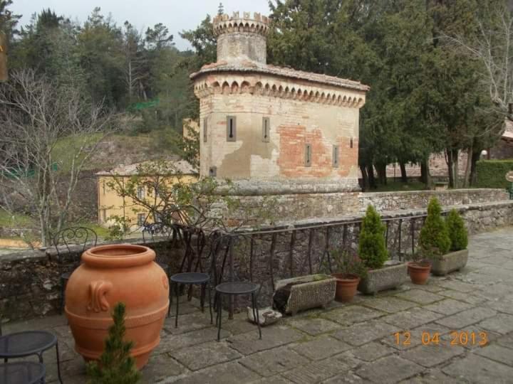 Agora Apartment Montecatini Val di Cecina Exterior photo